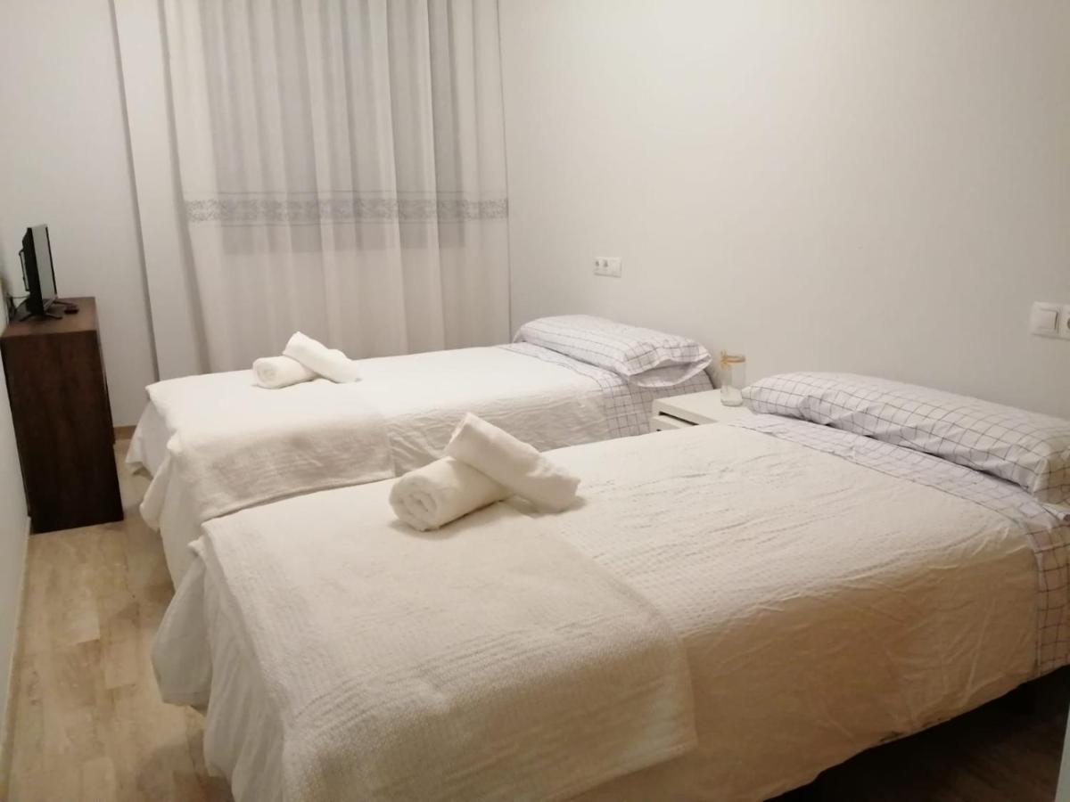 Apartamento La Muralla II Baena Exterior foto